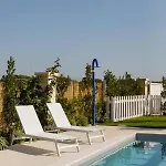 Masseria Ella Bed & Breakfast 4*