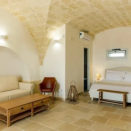 Masseria Ella Bed & Breakfast