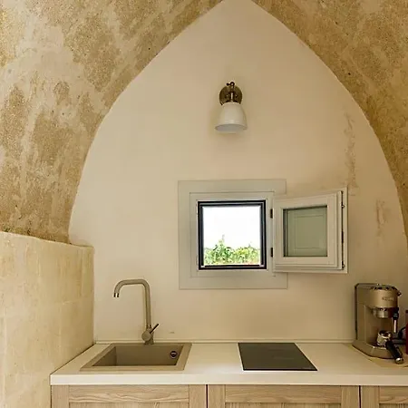 Masseria Ella Bed & Breakfast
