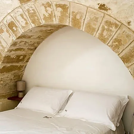 Bed & Breakfast Masseria Ella 4*