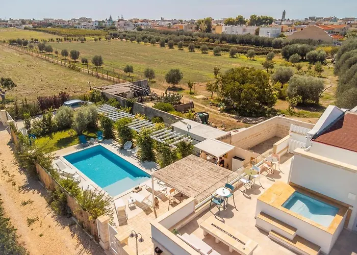 Masseria Ella Bed & Breakfast