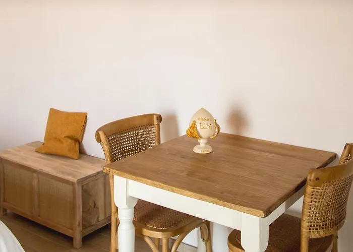 Masseria Ella Couette-café Pulsano